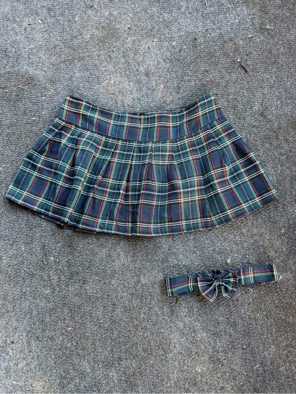 Green Plaid Pleated Mini Skirt with Matching Bow Belt